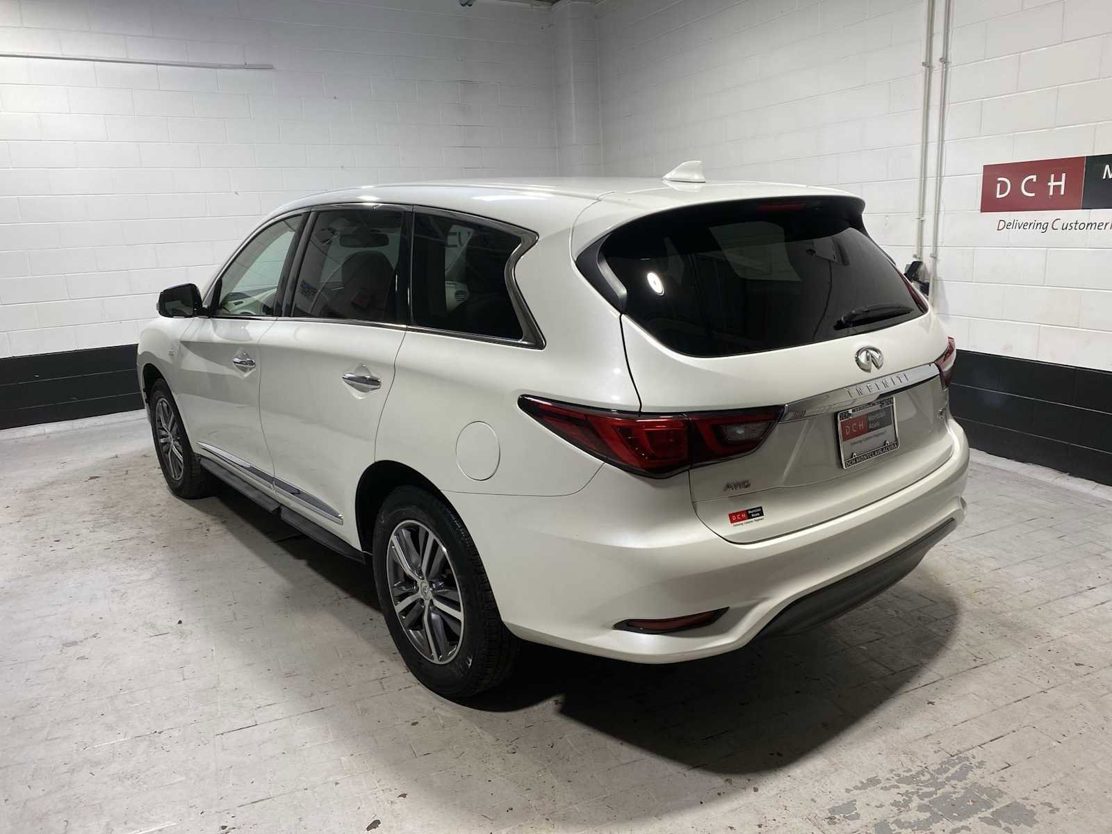 Used 2020 INFINITI QX60 Pure image 4