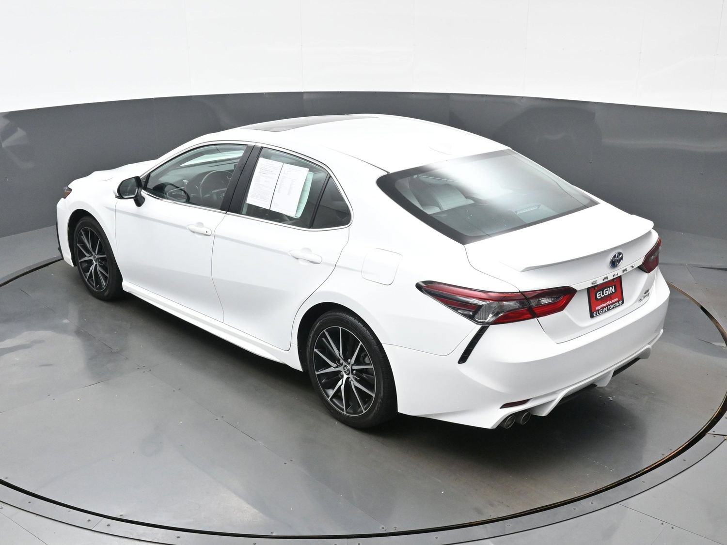 Used 2024 Toyota Camry SE w/ Audio Upgrade Package FWD image 40