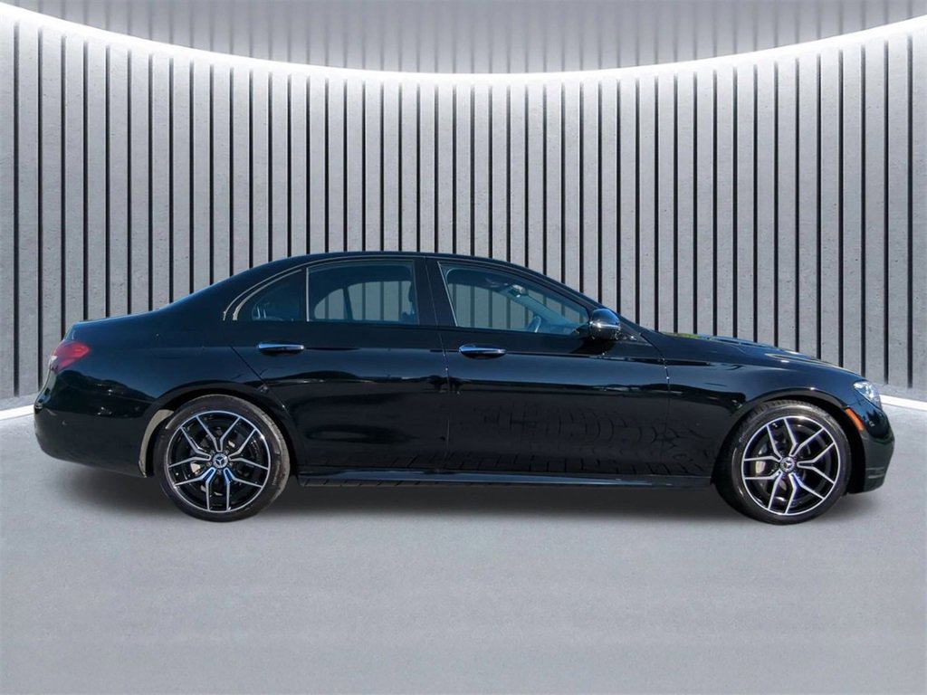 Used 2022 Mercedes-Benz E 350 Sedan image 4