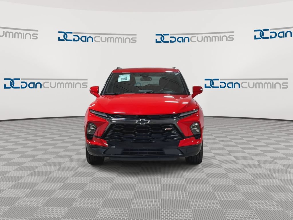 Used 2023 Chevrolet Blazer RS w/ Enhanced Convenience Package FWD image 3
