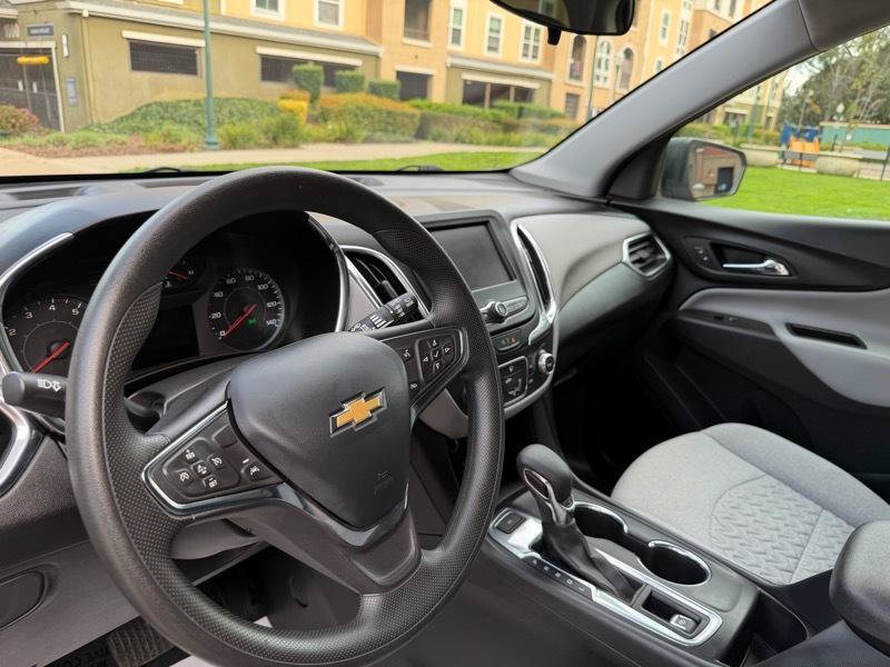 Used 2023 Chevrolet Equinox LS AWD/4WD image 47