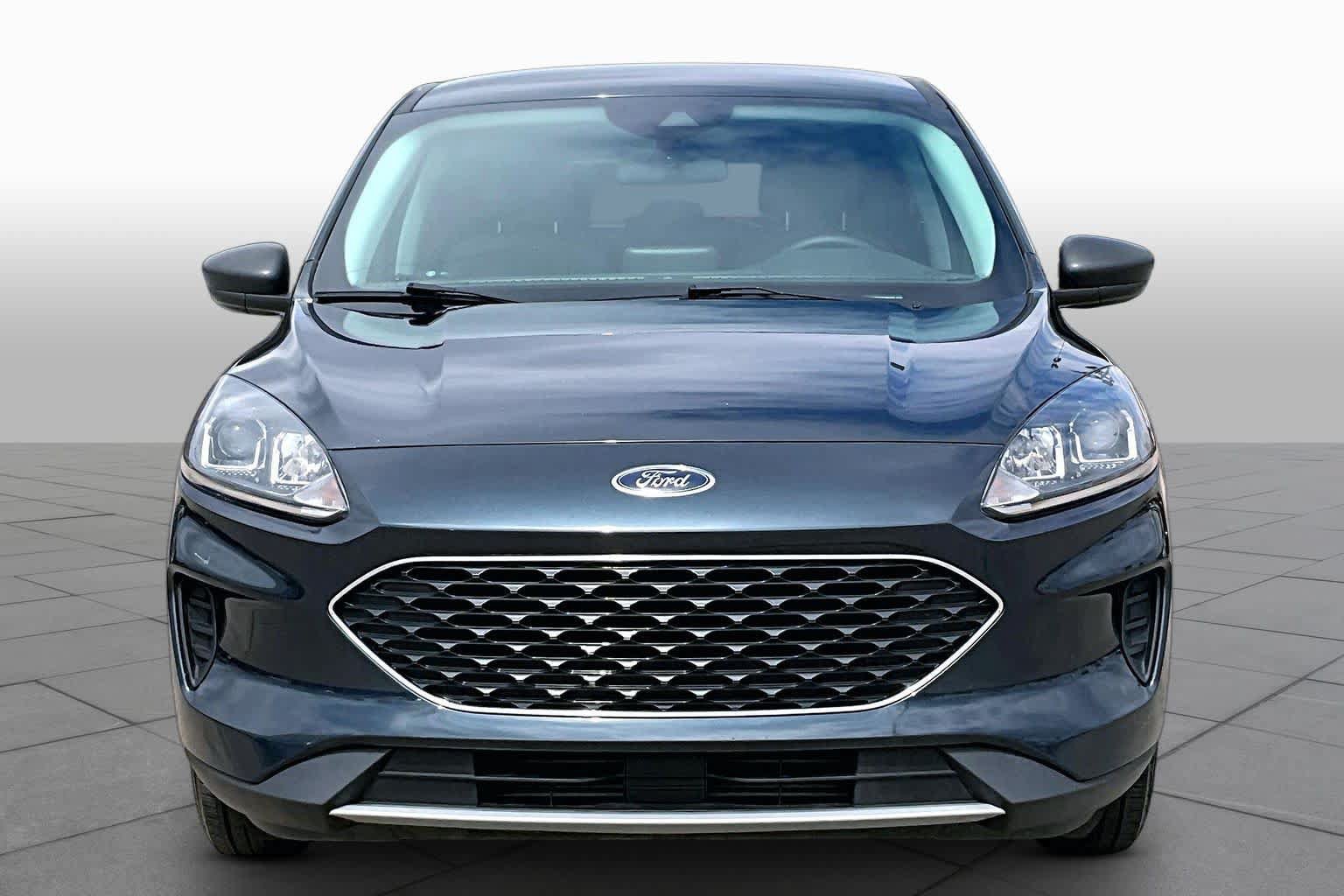 Used 2022 Ford Escape SE FWD image 4