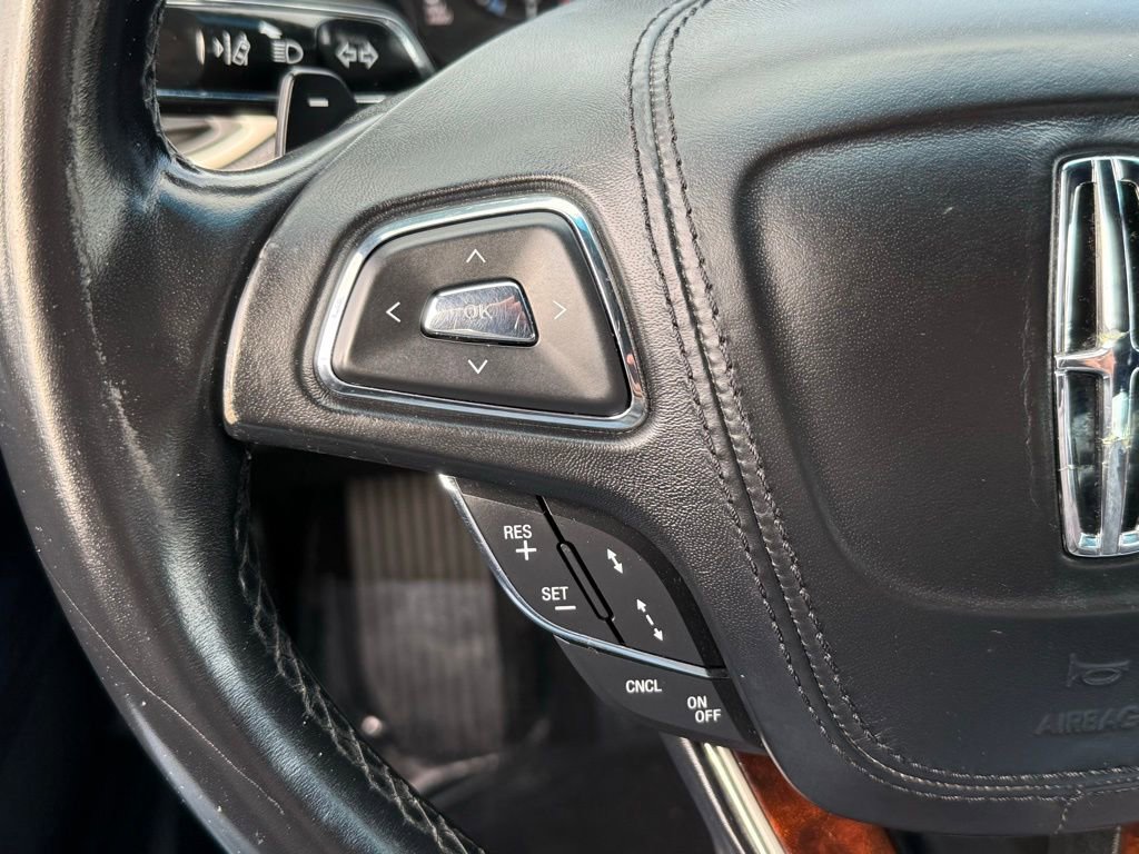 Used 2019 Lincoln MKZ Reserve image 31
