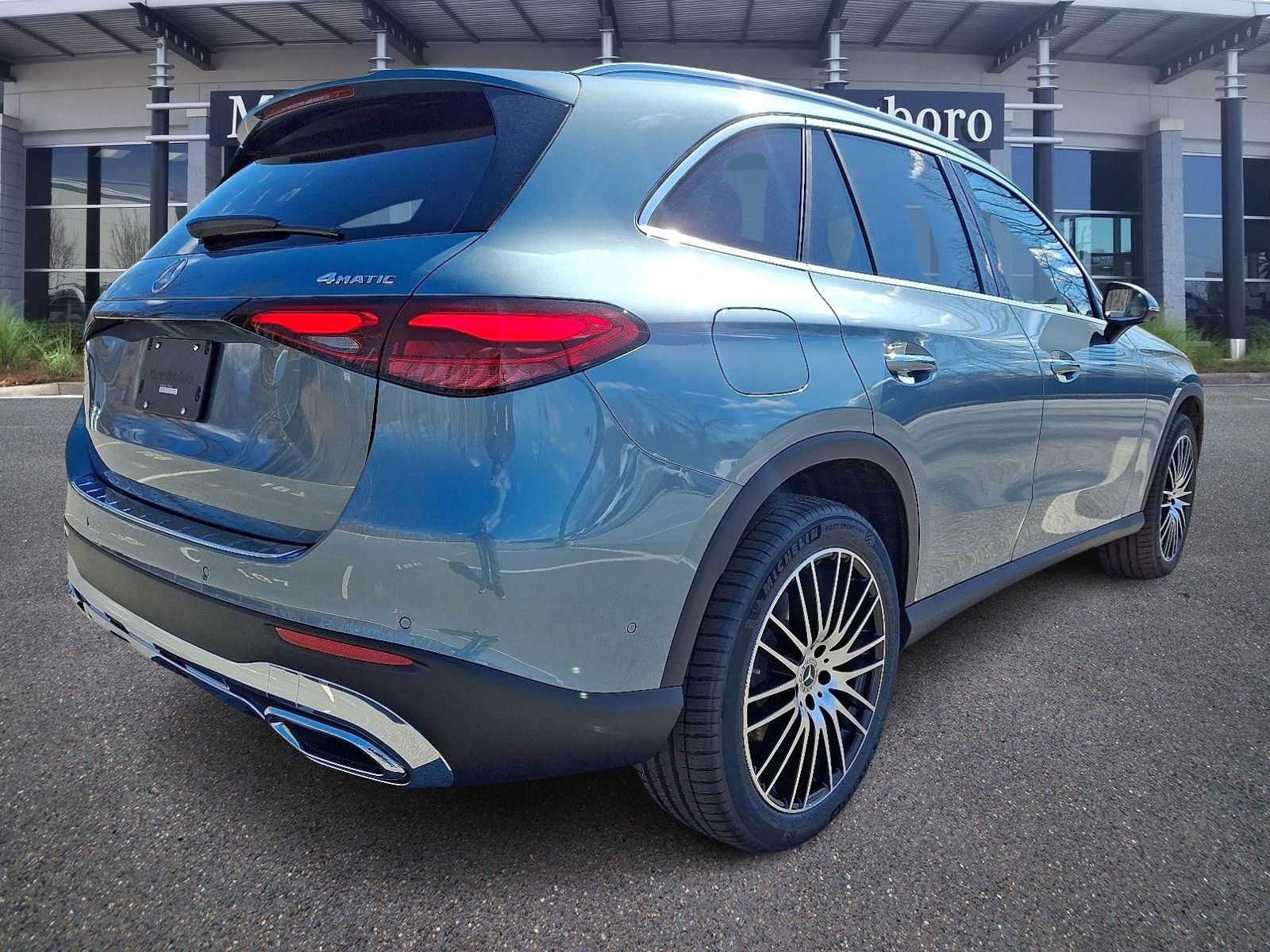 New 2026 Mercedes-Benz GLC 300 4MATIC image 3