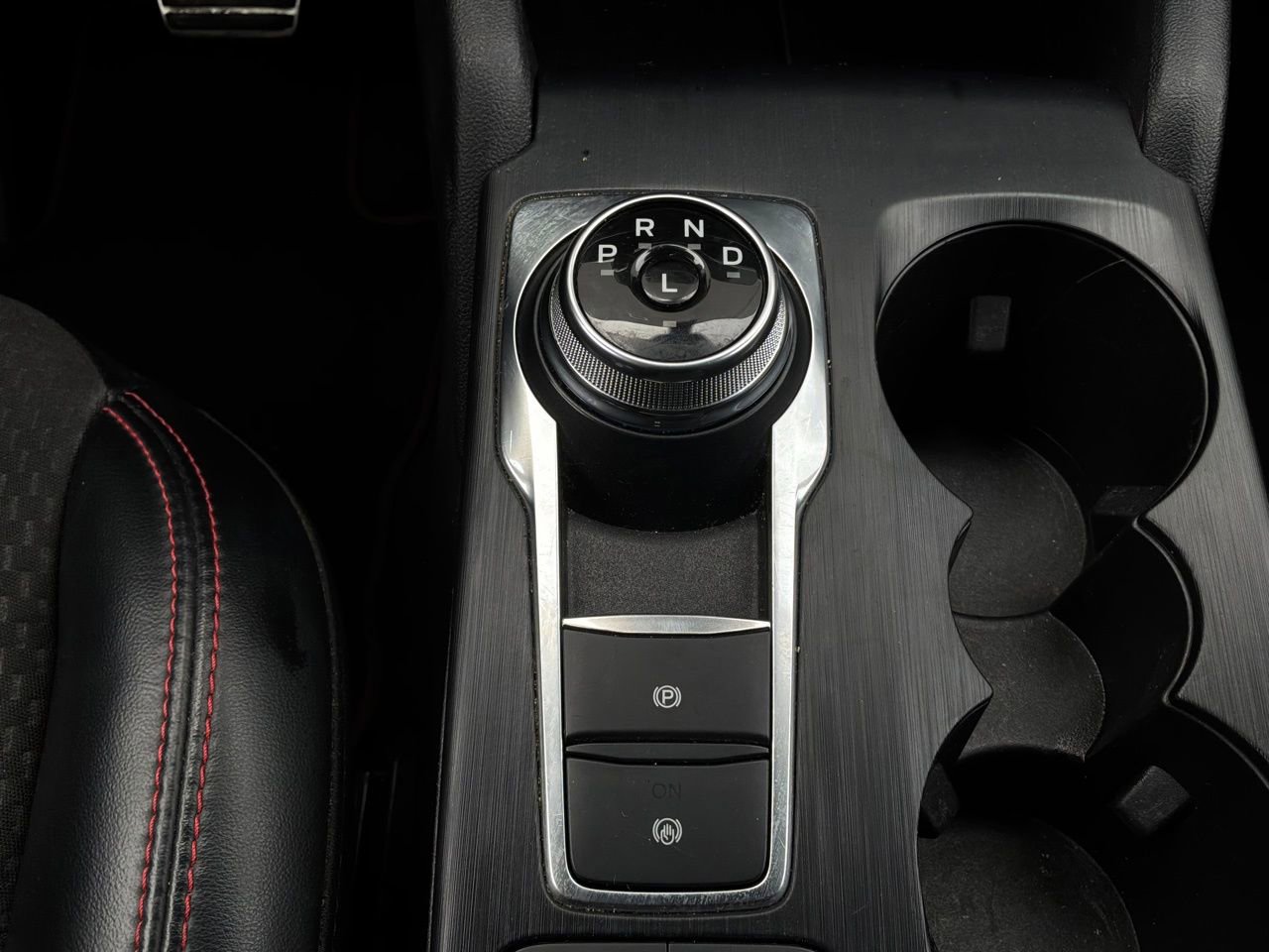 Used 2023 Ford Escape ST-Line FWD image 24