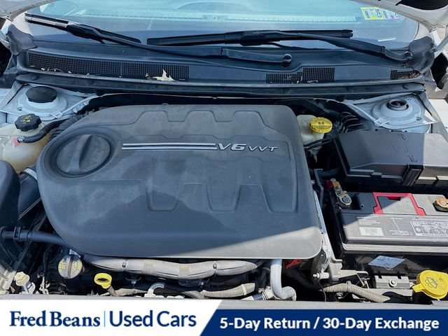 Used 2016 Chrysler 200 Limited FWD image 27