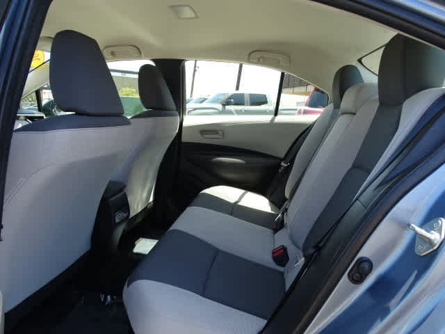 Used 2025 Toyota Corolla LE FWD image 21