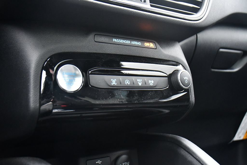 Used 2025 Ford Escape ST-Line w/ Tech Pack #1 AWD/4WD image 30