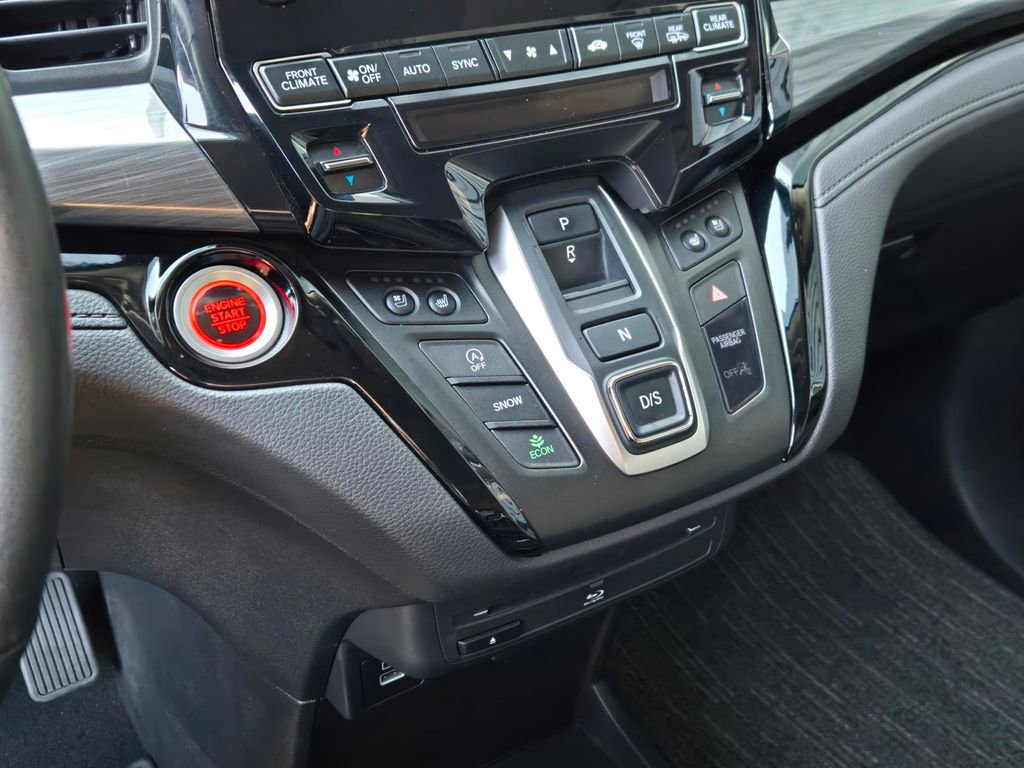 Used 2024 Honda Odyssey Elite image 23
