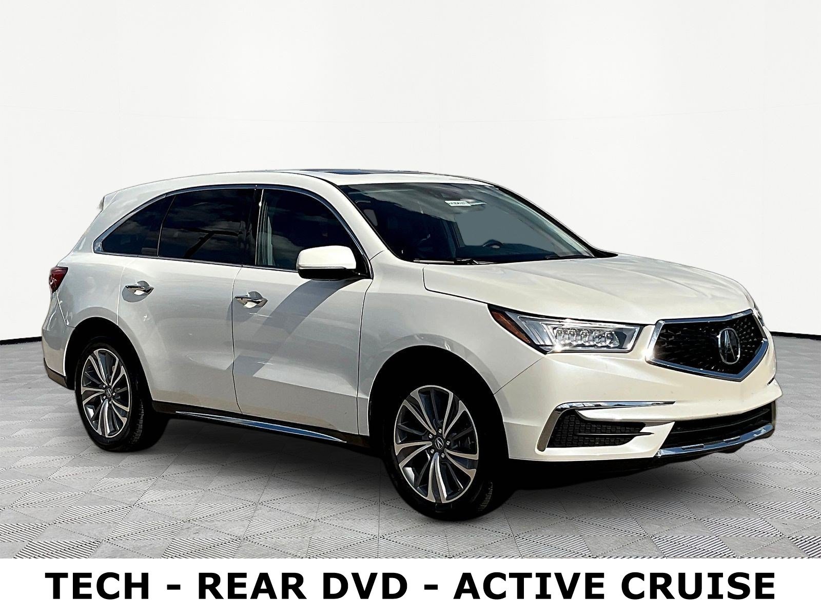 Used 2018 Acura MDX w/ Technology & Entertainment AWD/4WD image 3