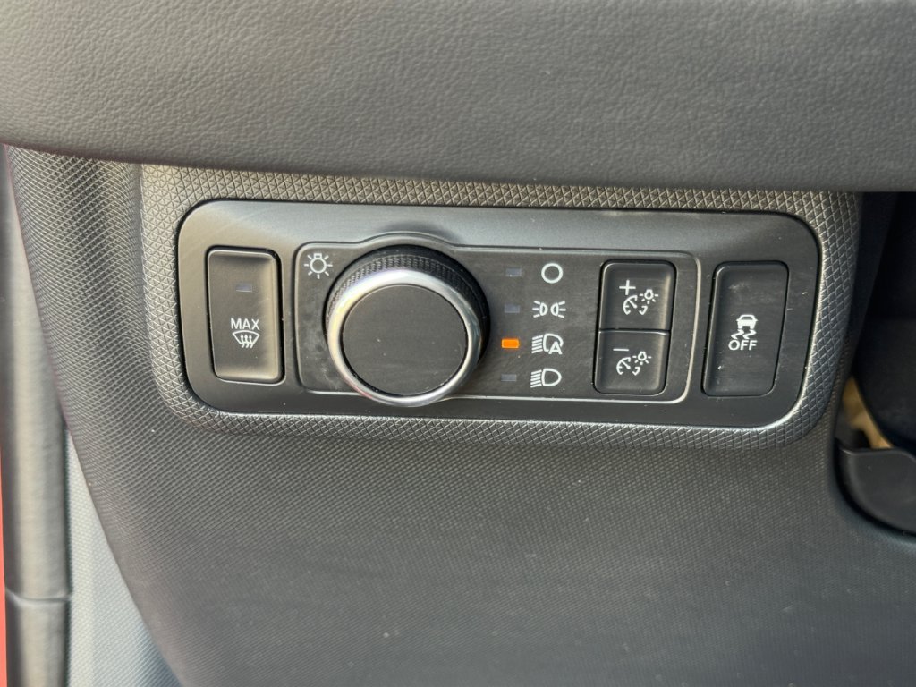 Used 2022 Ford Mustang Mach-E Select w/ Comfort/Technology Package RWD image 21