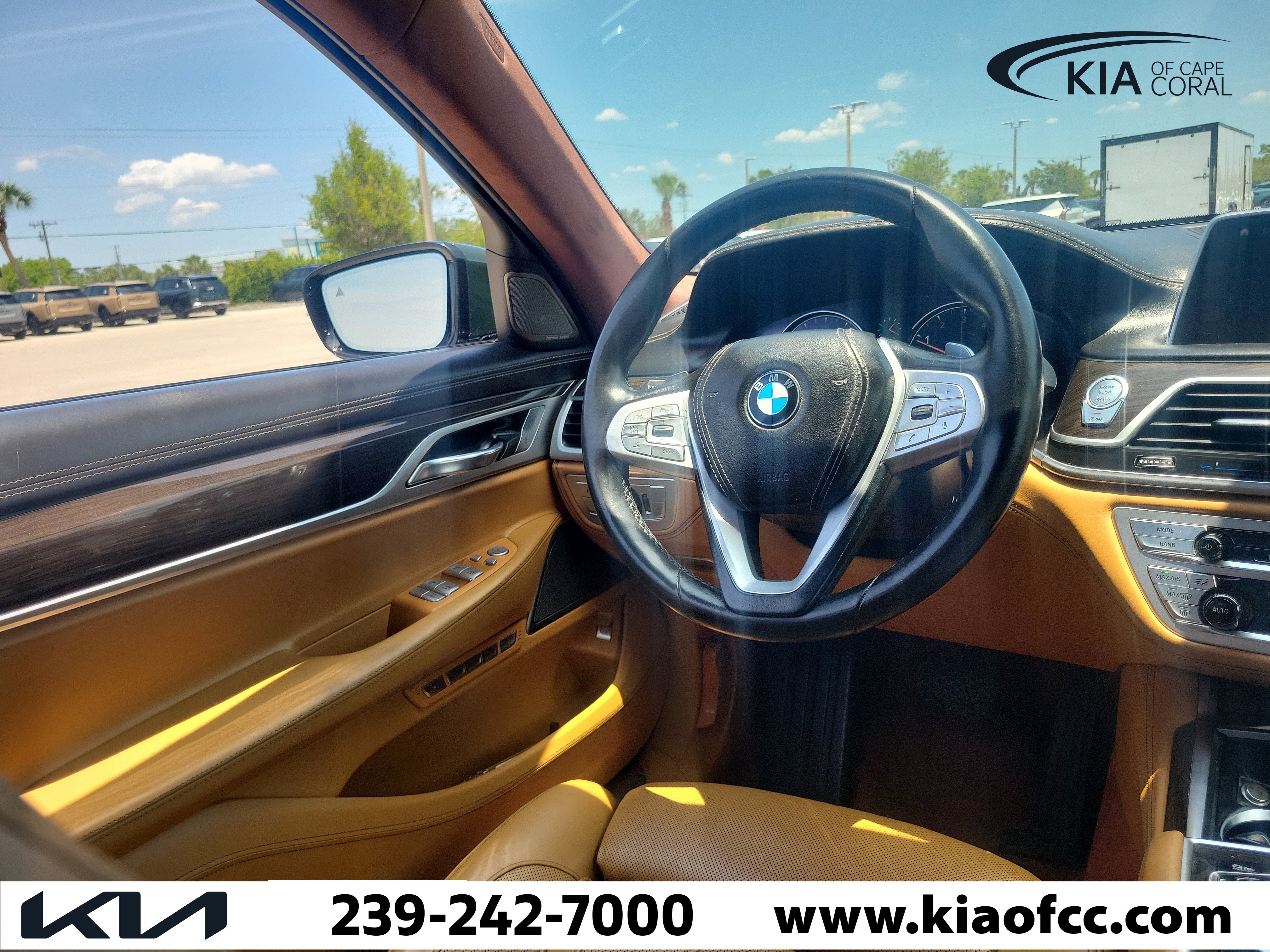 Used 2018 BMW 750i xDrive AWD/4WD image 21