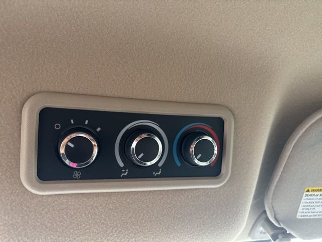 Used 2024 Chevrolet Express 3500 LT w/ LT Preferred Equipment Group RWD image 19