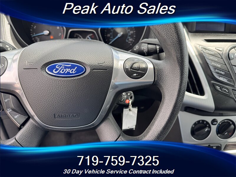 Used 2014 Ford Focus SE FWD image 15