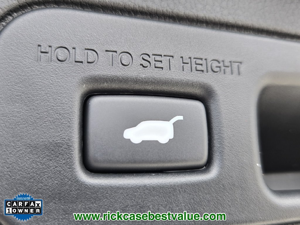Used 2024 Honda Pilot Touring image 15