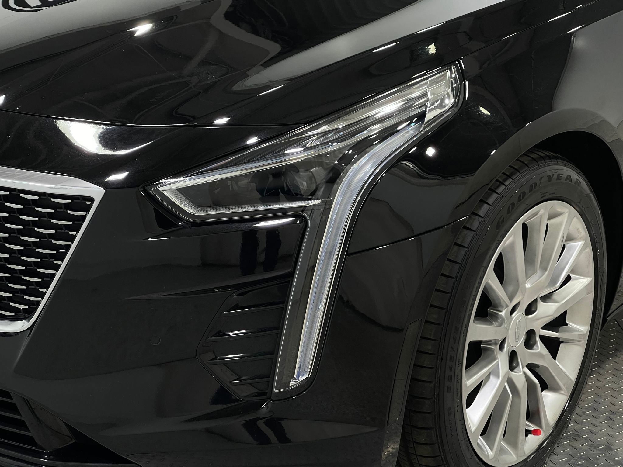 Used 2019 Cadillac CT6 Luxury w/ Driver Awareness Package image 34