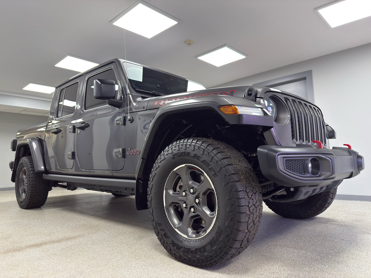 Used 2021 Jeep Gladiator Rubicon AWD/4WD image 4
