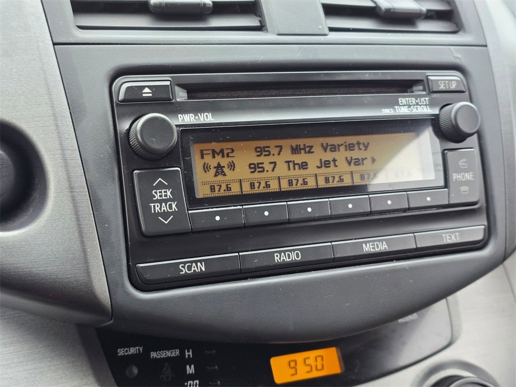 Used 2012 Toyota RAV4 FWD image 31