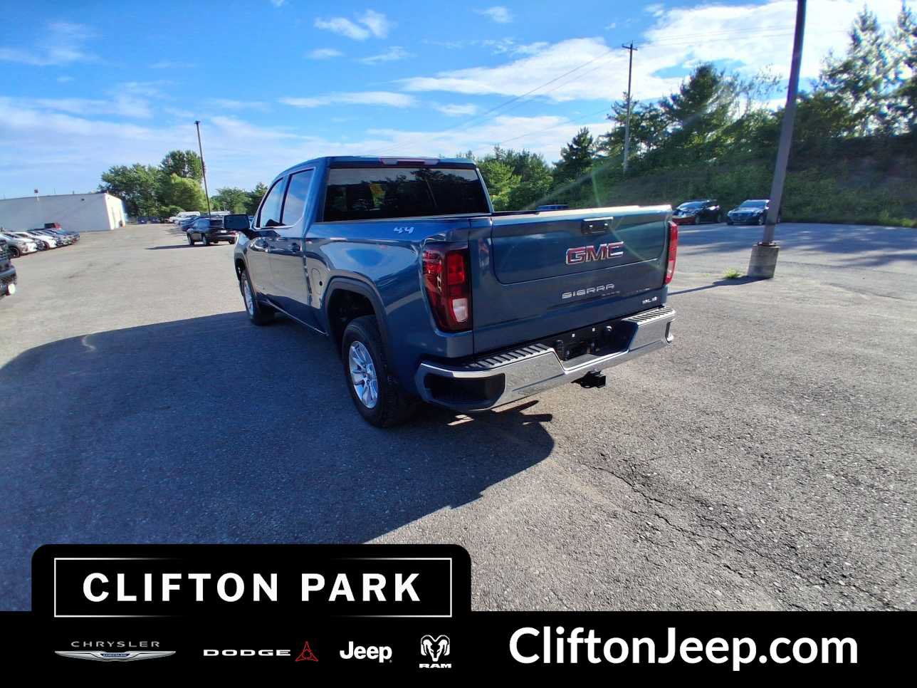 Used 2024 GMC Sierra 1500 SLE AWD/4WD image 6