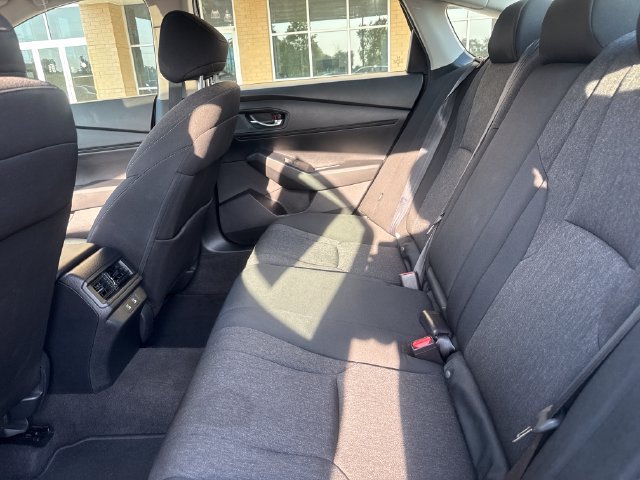 Used 2025 Honda Accord SE image 19