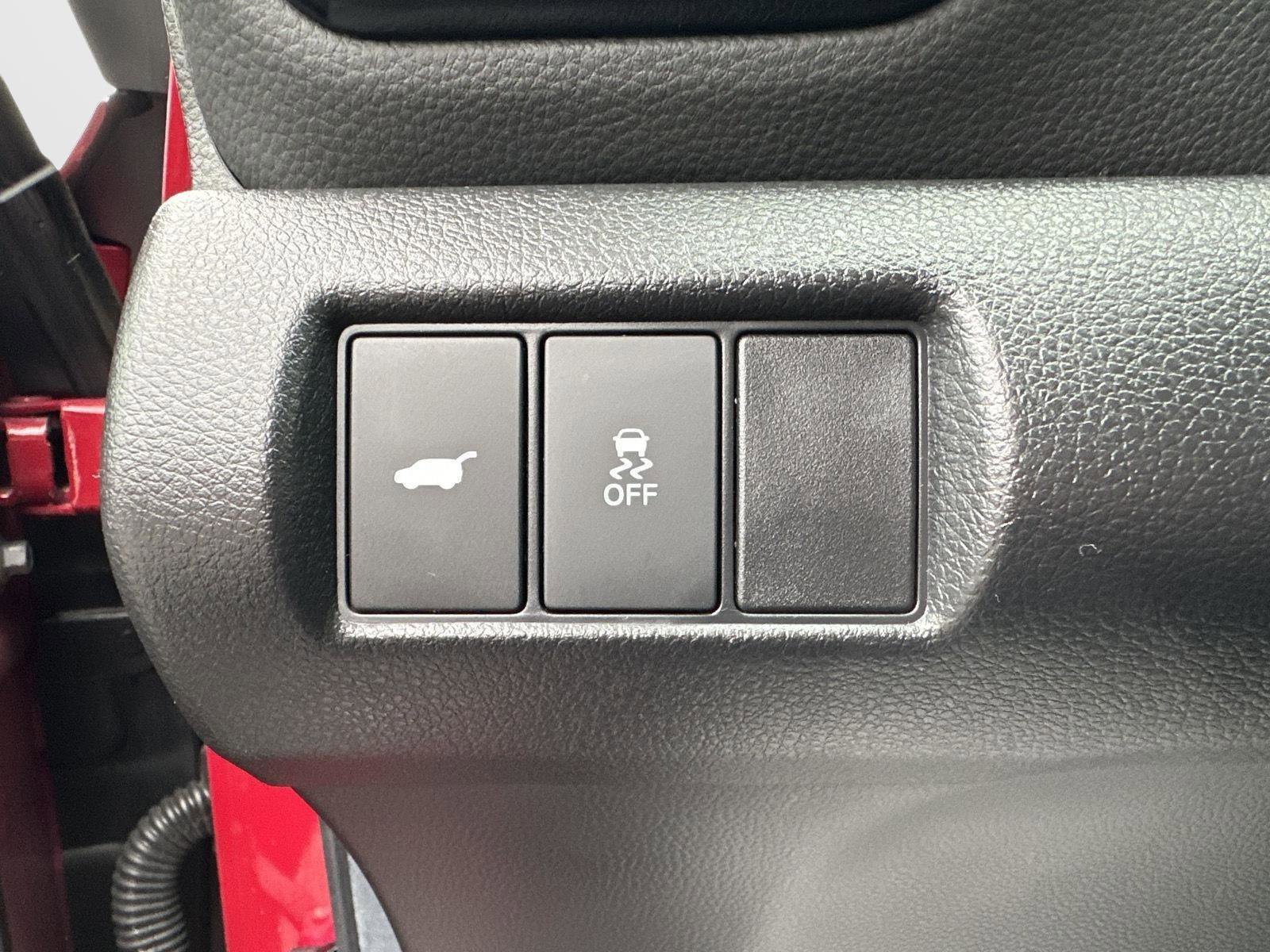 Certified 2025 Honda Pilot Touring image 13