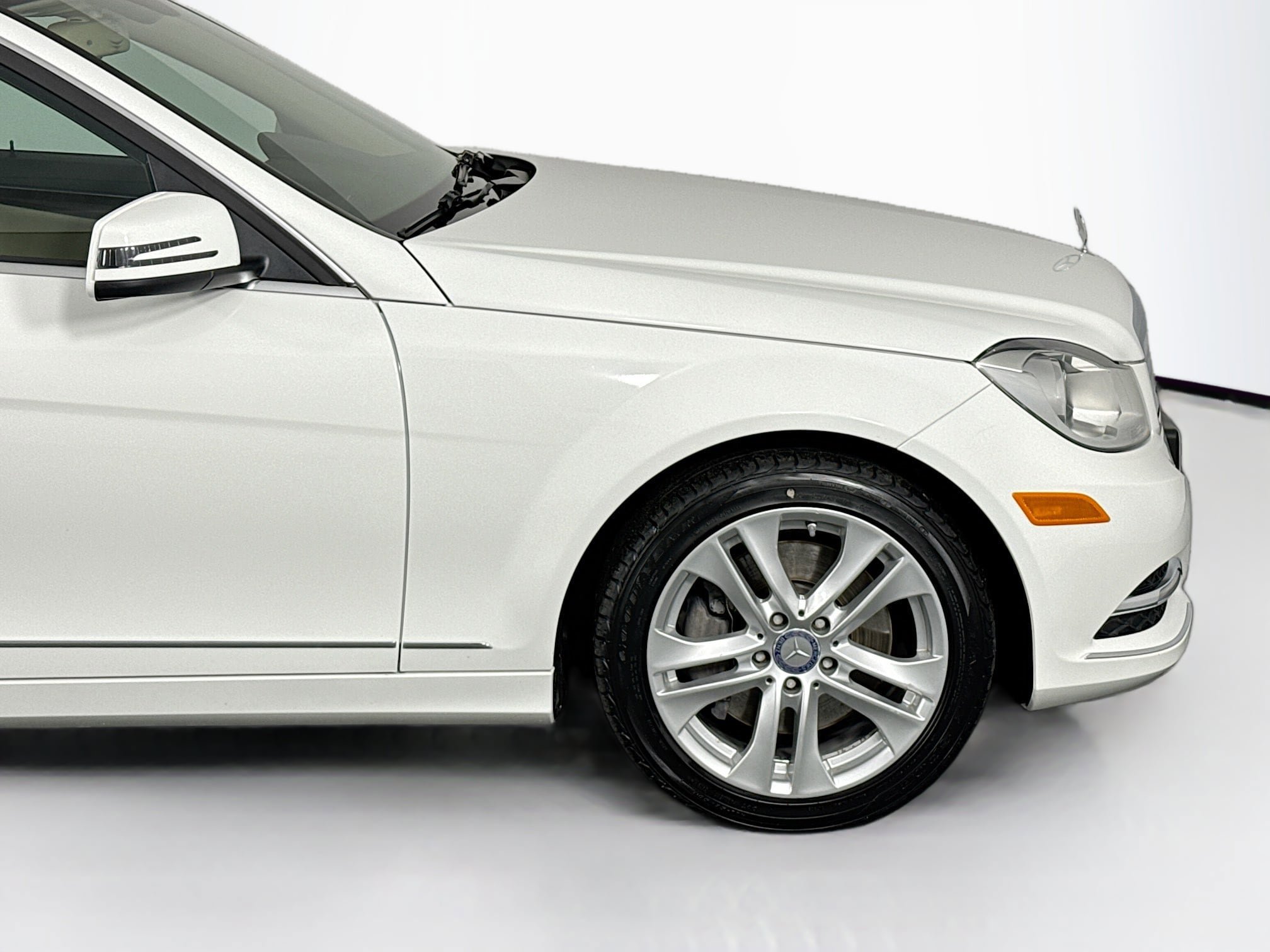 Used 2013 Mercedes-Benz C 300 4MATIC Sedan image 40