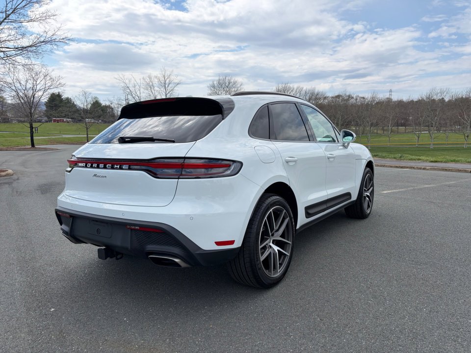 Certified 2026 Porsche Macan Turbo AWD/4WD image 7