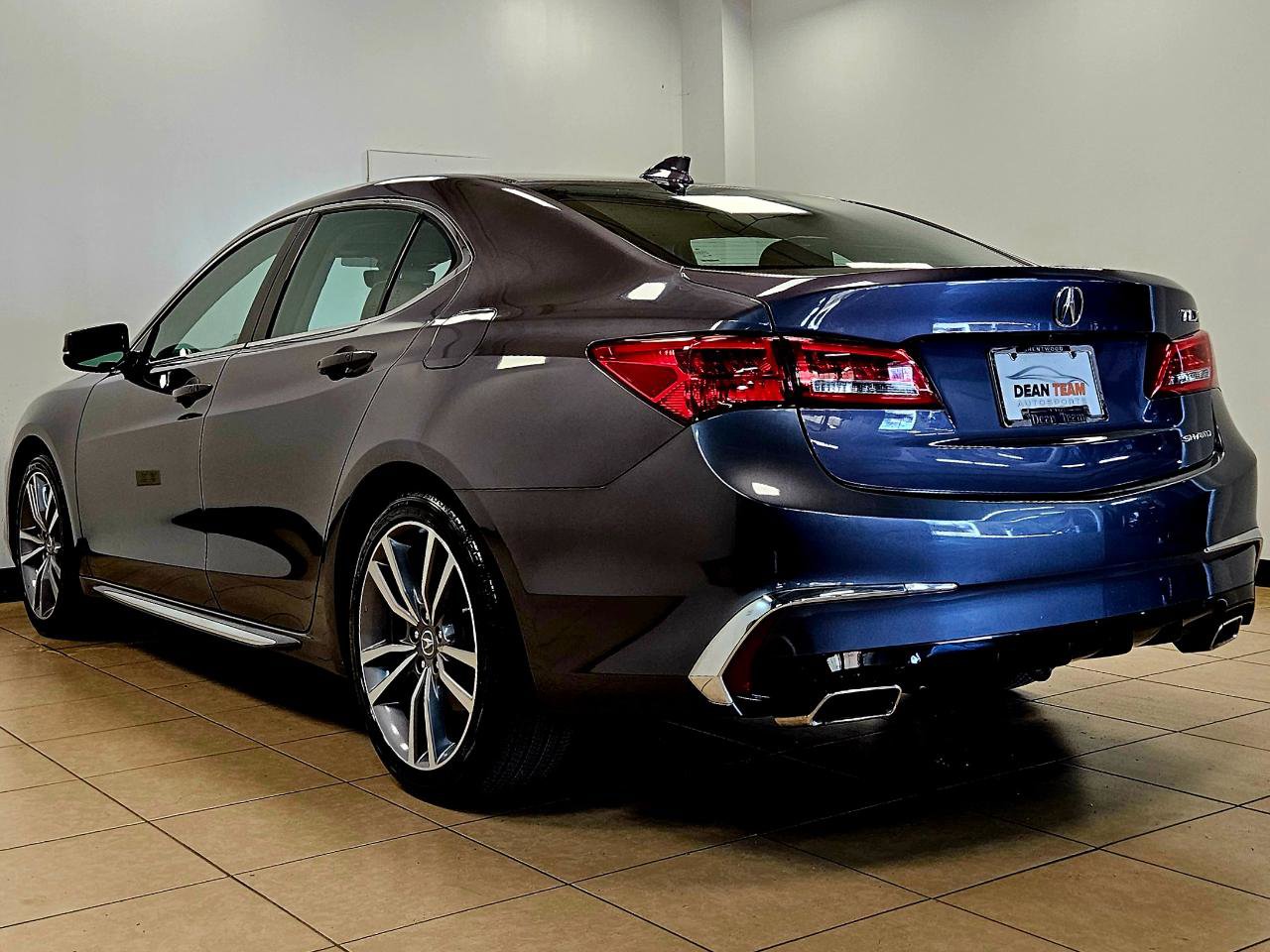 Used 2020 Acura TLX V6 SH-AWD w/ Technology Pkg image 6