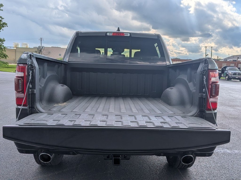 Used 2022 RAM 1500 Limited w/ Body-Colour Bumper Group AWD/4WD image 25