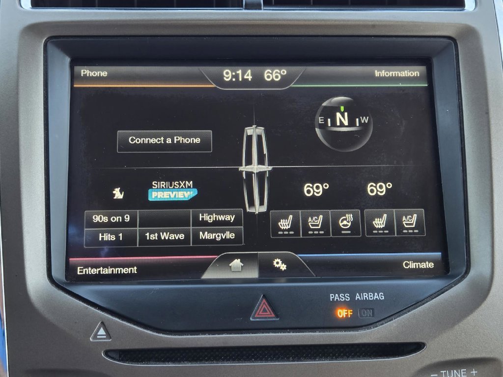 Used 2011 Lincoln MKX 2WD w/ 101A Rapid Spec Order Code image 26