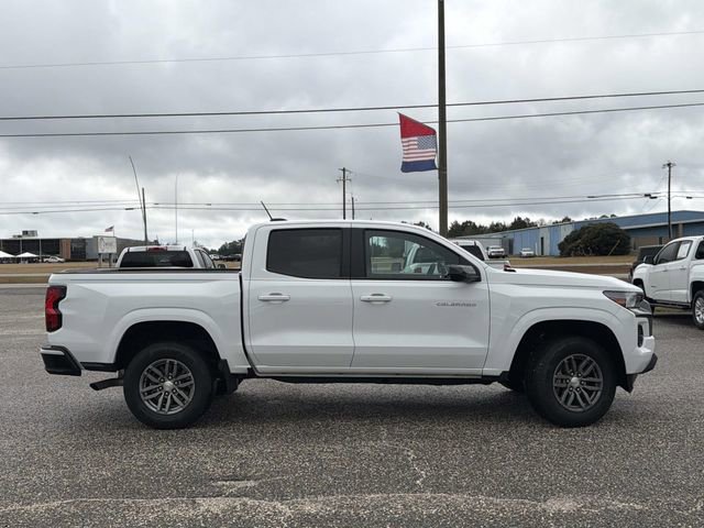 Used 2024 Chevrolet Colorado LT w/ LT Convenience Package image 14
