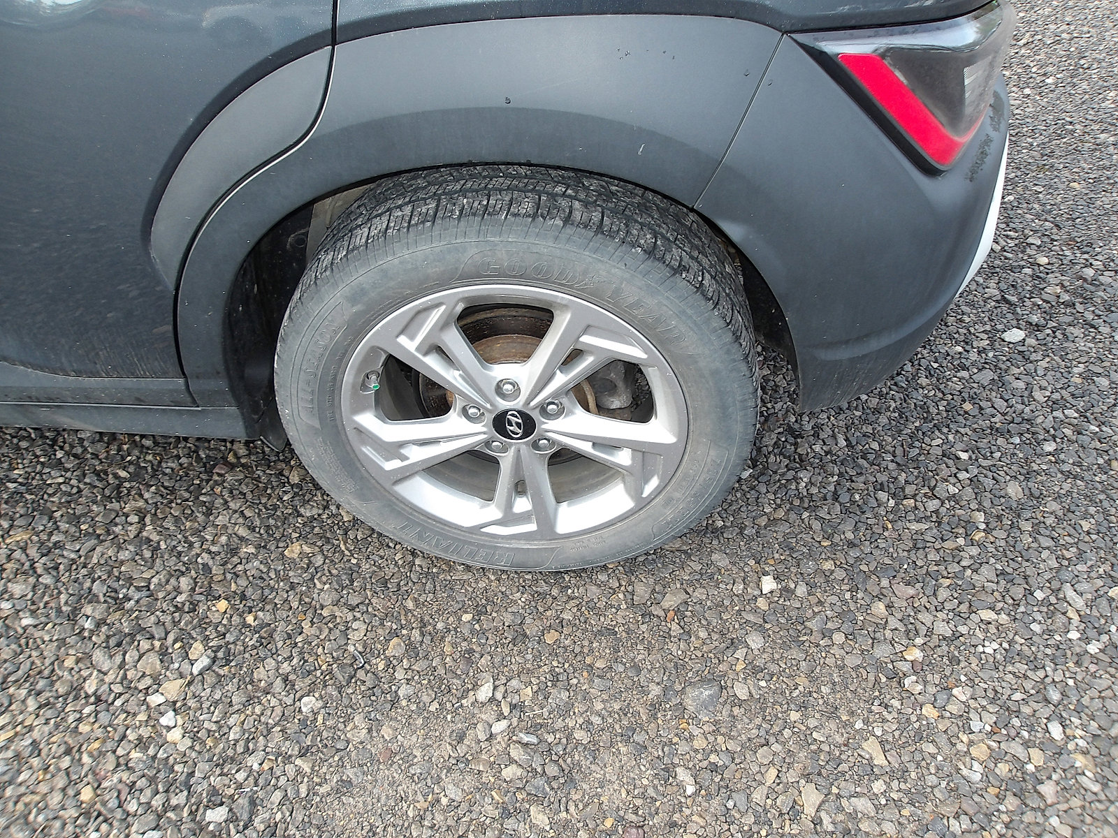 Used 2022 Hyundai Kona SEL w/ Convenience Package image 3