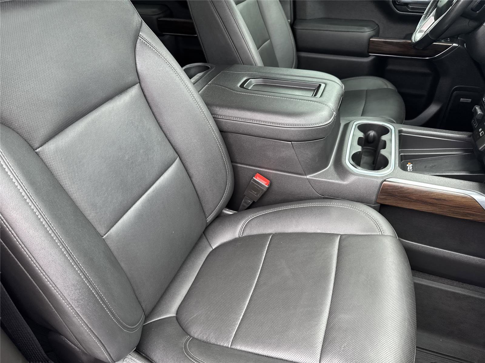 Used 2021 GMC Sierra 1500 SLT w/ SLT Convenience Package AWD/4WD image 37