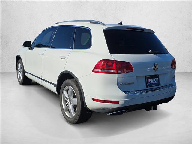 Used 2013 Volkswagen Touareg TDI image 7