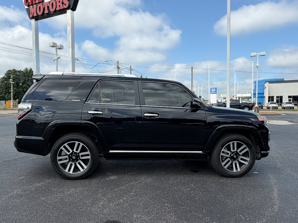 Used 2023 Toyota 4Runner Limited AWD/4WD image 8