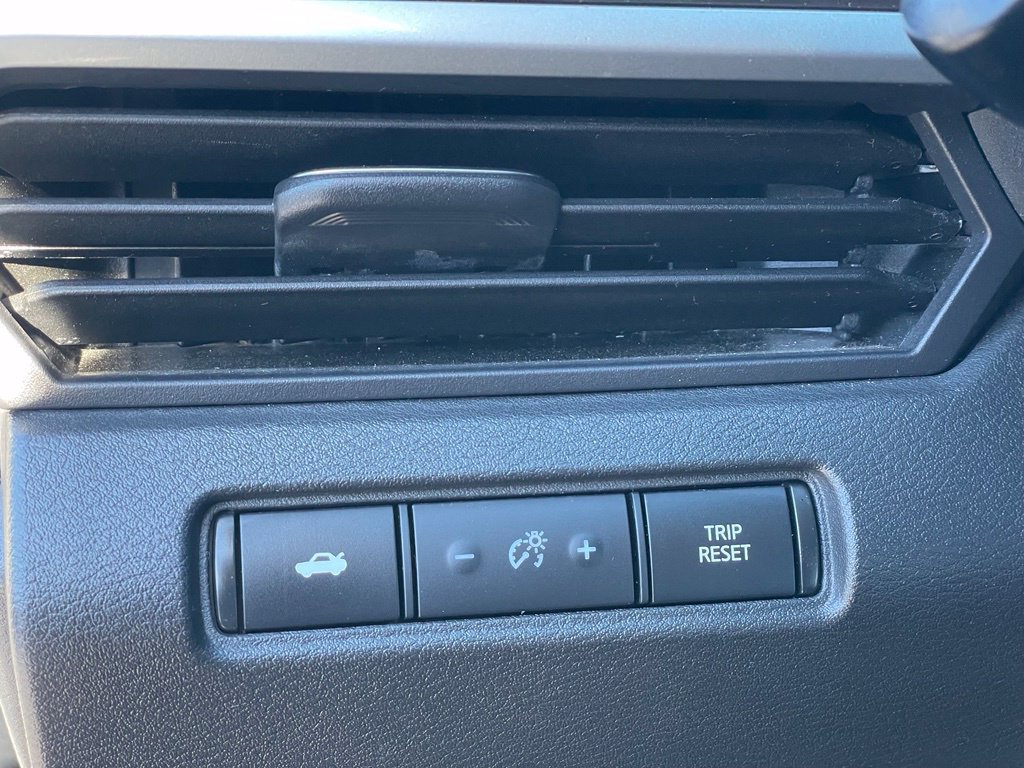 Certified 2024 Nissan Altima 2.5 SV FWD image 16