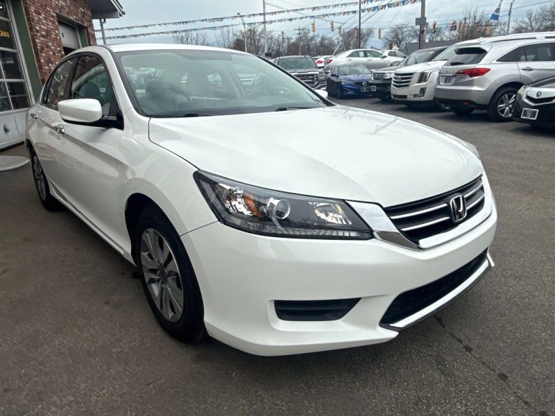 Used 2015 Honda Accord LX image 3