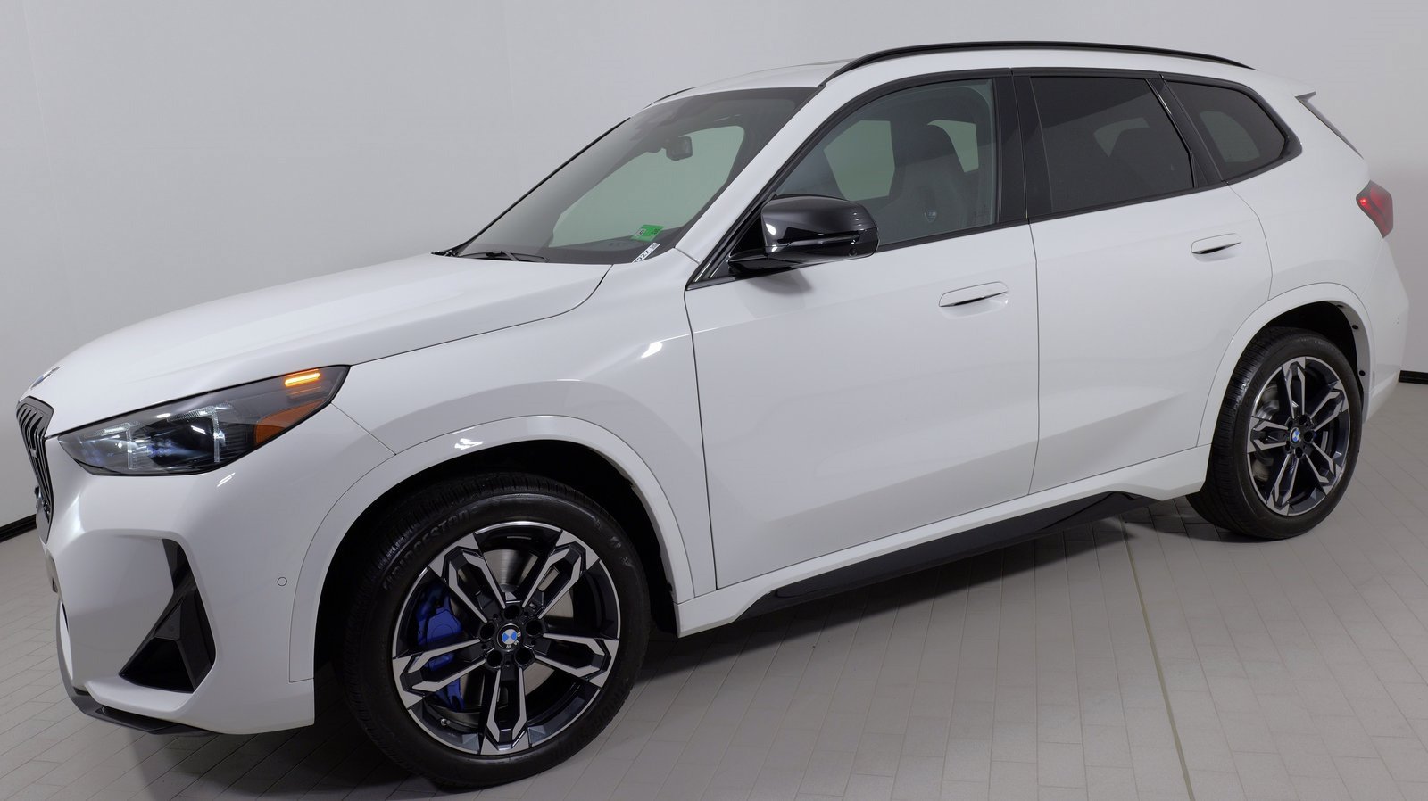 Used 2024 BMW X1 M35i w/ Premium Package AWD/4WD image 1