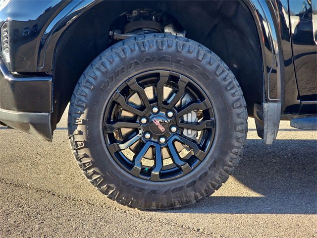 Used 2022 GMC Sierra 1500 AT4X image 19