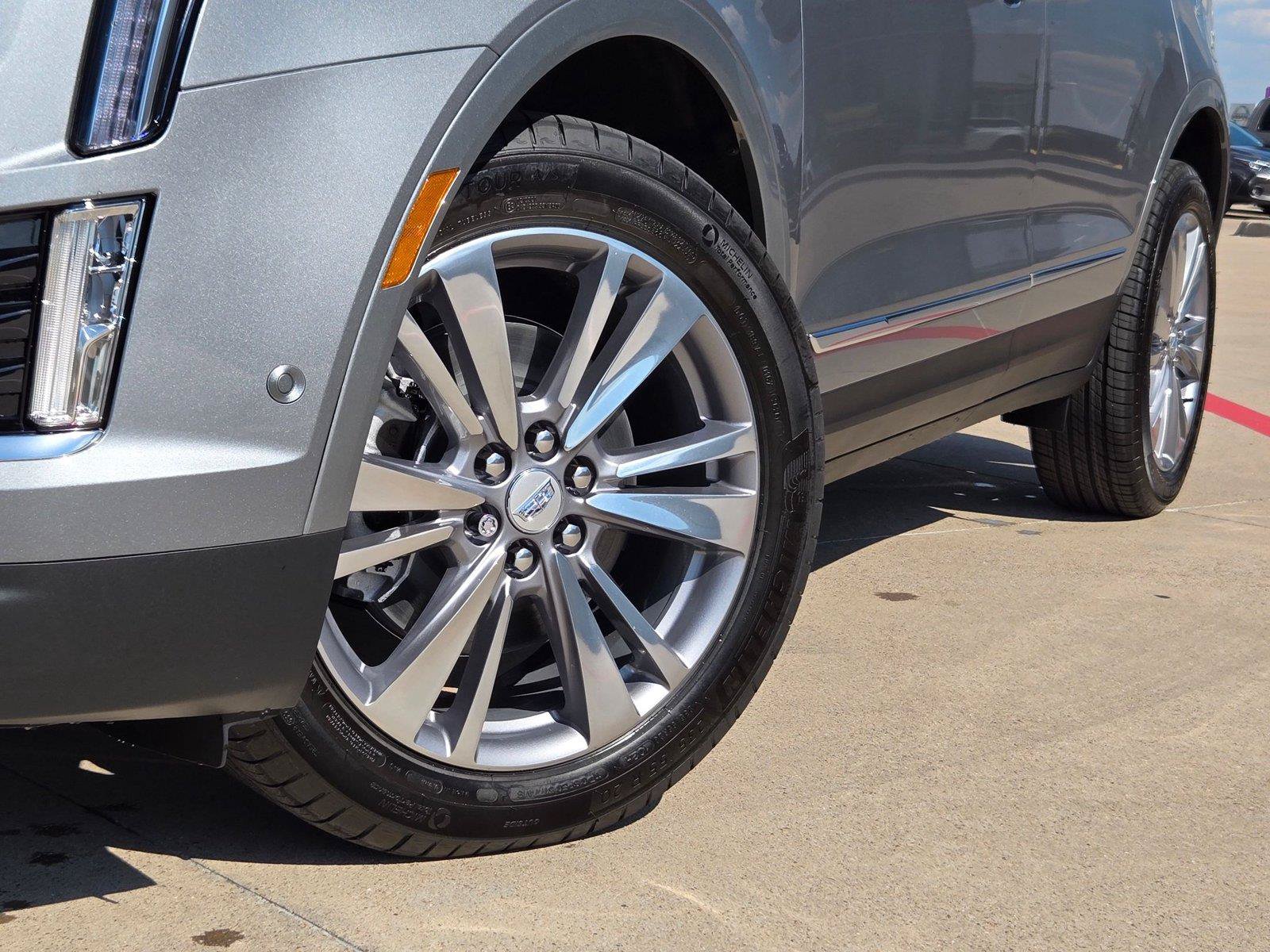 New 2026 Cadillac XT5 Premium Luxury w/ Driver Assist Package FWD image 8