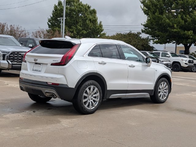 Used 2023 Cadillac XT4 Premium Luxury w/ Driver Assist Package FWD image 6
