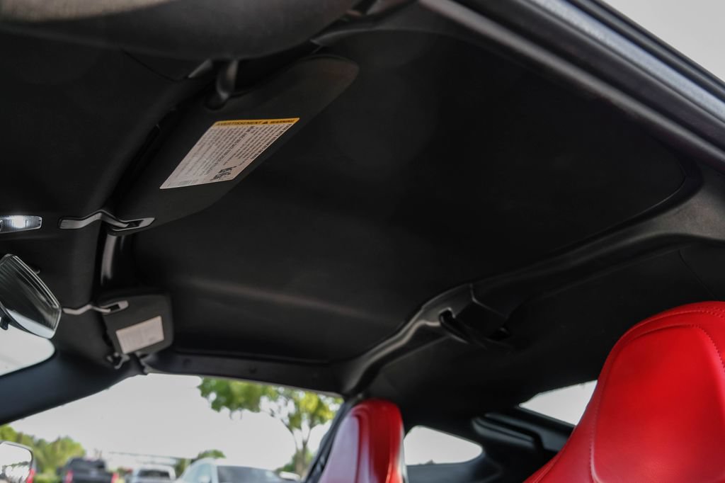 Used 2016 Chevrolet Corvette Stingray Coupe RWD image 39