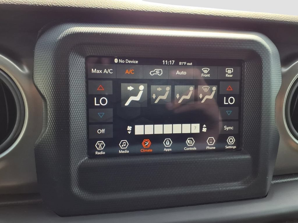 Used 2022 Jeep Wrangler Unlimited Sport AWD/4WD image 12