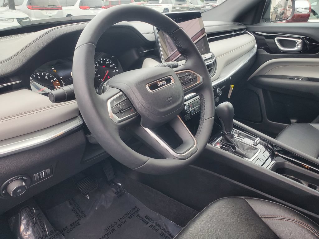 Used 2024 Jeep Compass Limited AWD/4WD image 11