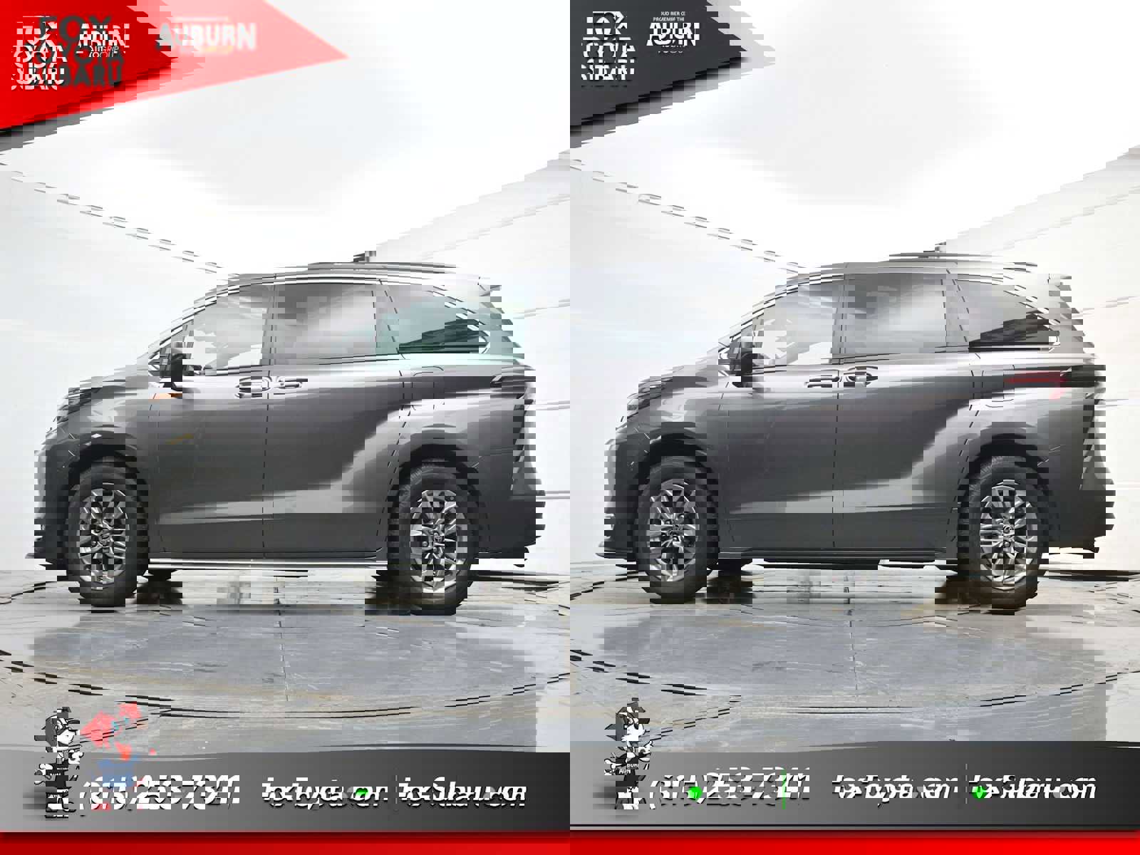 Used 2022 Toyota Sienna XLE w/ XLE Plus Package image 22