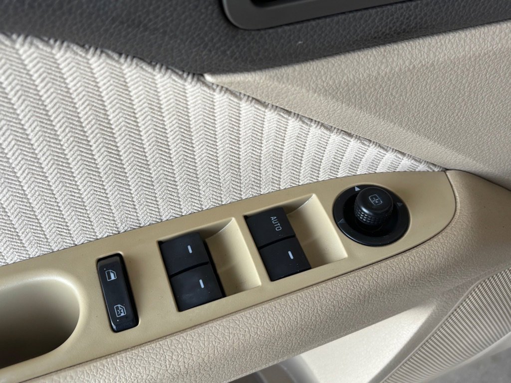 Used 2006 Mercury Milan image 17