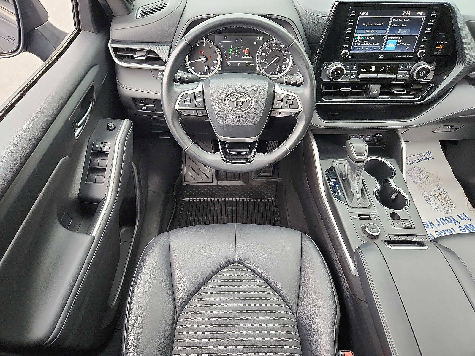 Used 2022 Toyota Highlander XSE image 11