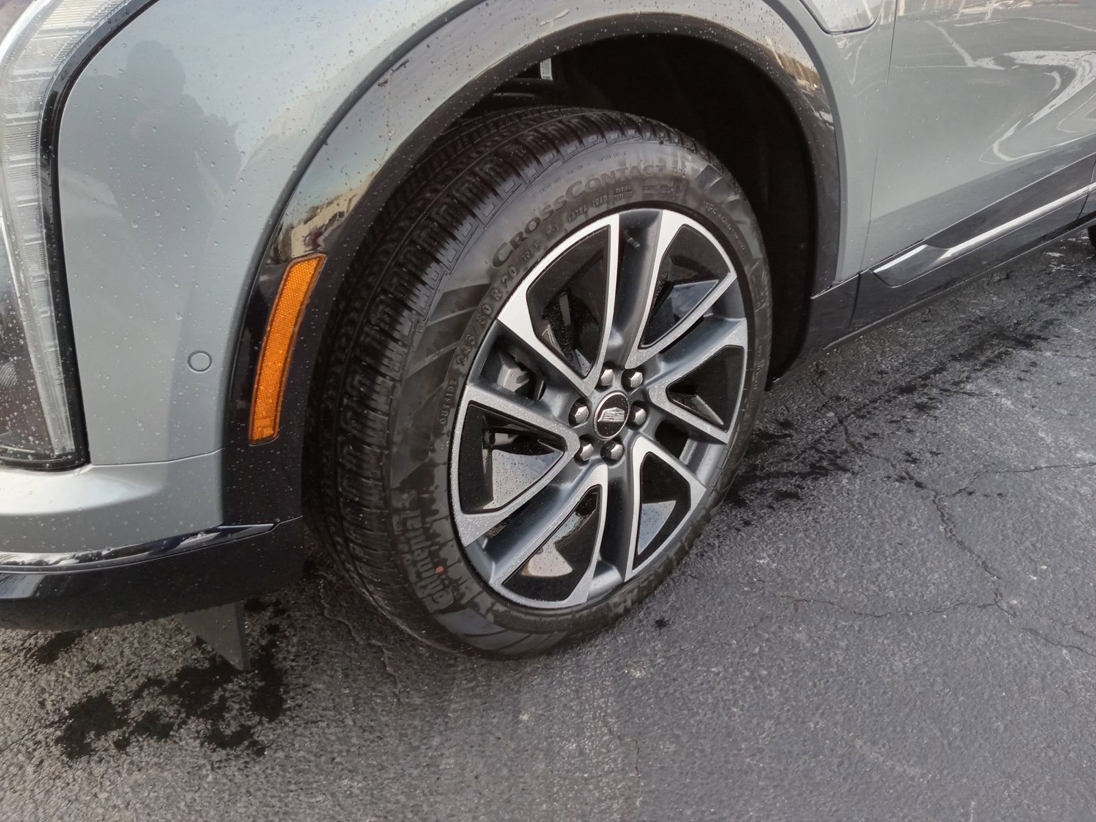 New 2026 Cadillac Optiq Sport 1 image 6