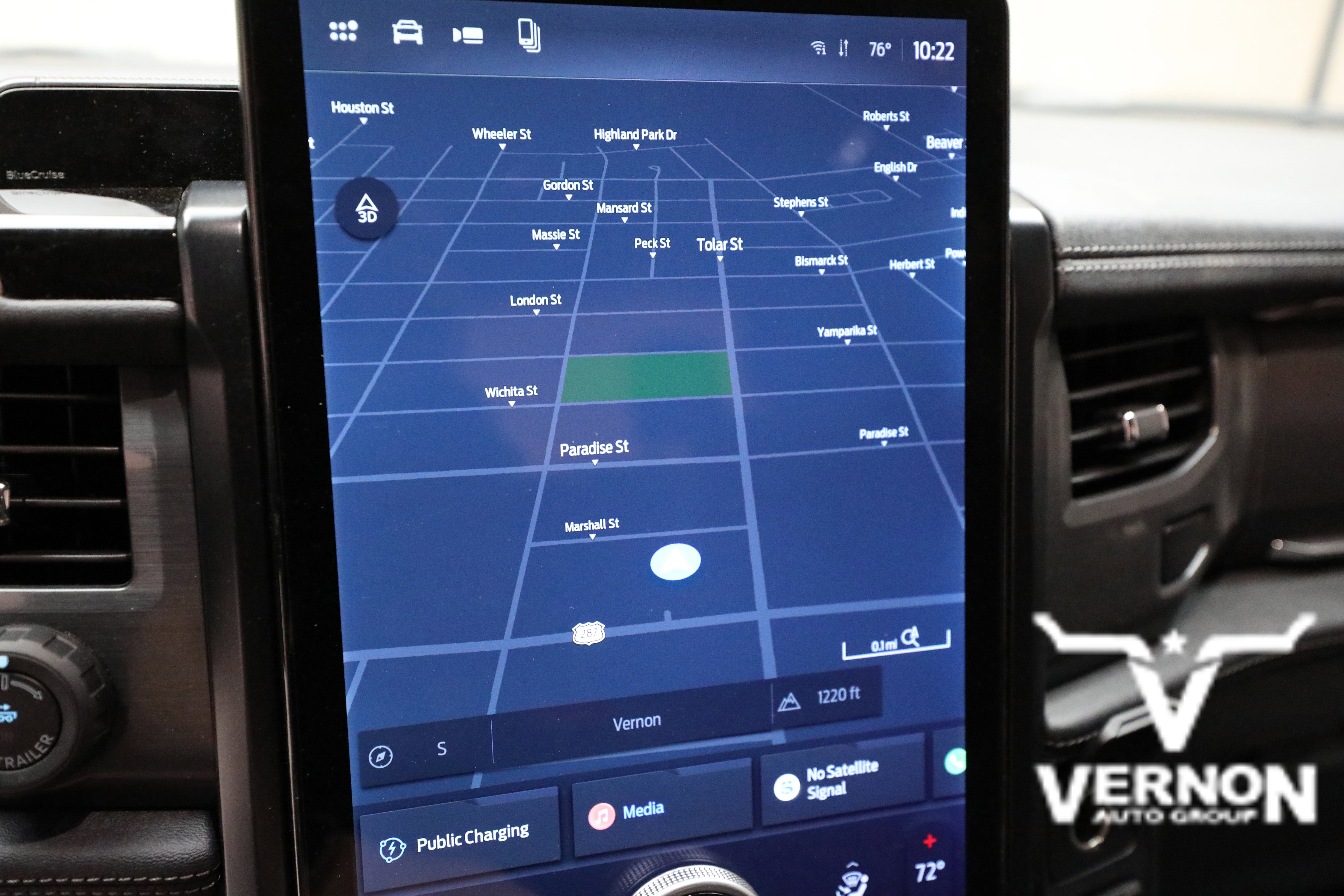 New 2025 Ford F150 Lightning Flash AWD/4WD image 26