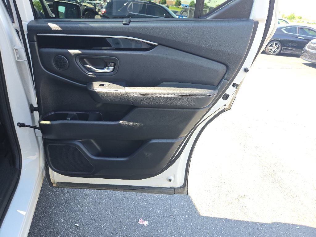 Used 2023 Honda Pilot Touring image 31
